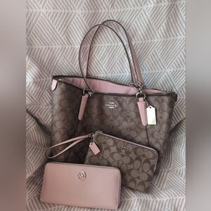 Coach Tote with matching wristlet and MK wallet